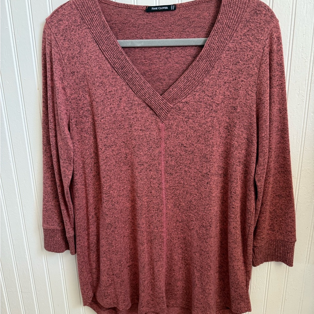 Pink Clover 3/4 Sleeve Knit Sweater